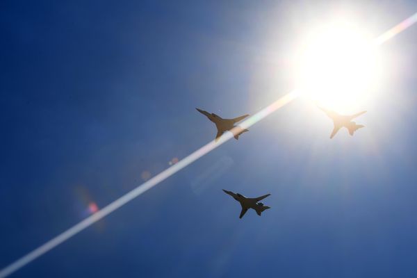 Дальние сверхзвуковые ракетоносцы-бомбардировщики Ту-22М3 - Sputnik Таджикистан
