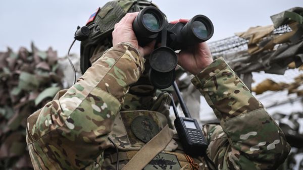 Военнослужащий 1430-го гвардейского мотострелкового полка ВС РФ на Запорожском направлении специальной военной операции. - Sputnik Таджикистан