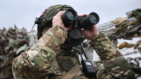 Военнослужащий 1430-го гвардейского мотострелкового полка ВС РФ на Запорожском направлении специальной военной операции. - Sputnik Таджикистан