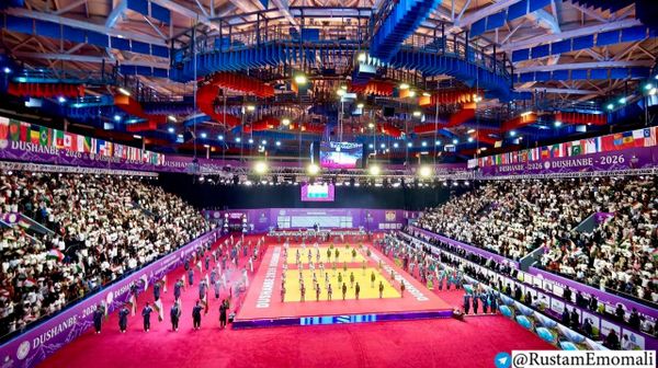 Мунтахаби Тоҷикистон дар рӯзи ифтитоҳи Чемпионати ҷаҳонии куштингирӣ мақоми аввалро ишғол кард - Sputnik Тоҷикистон