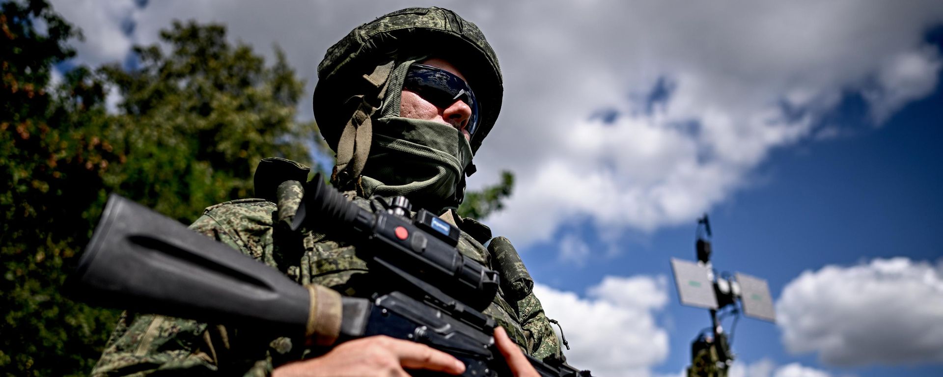 Боевая работа расчета БПЛА группировки войск Север на Харьковском направлении.  - Sputnik Таджикистан, 1920, 08.09.2026