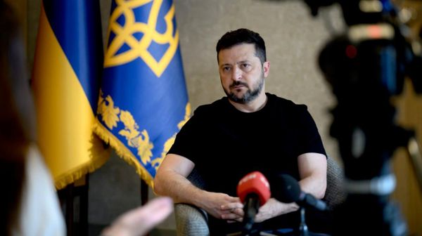 Владимир Зеленский.  - Sputnik Тоҷикистон