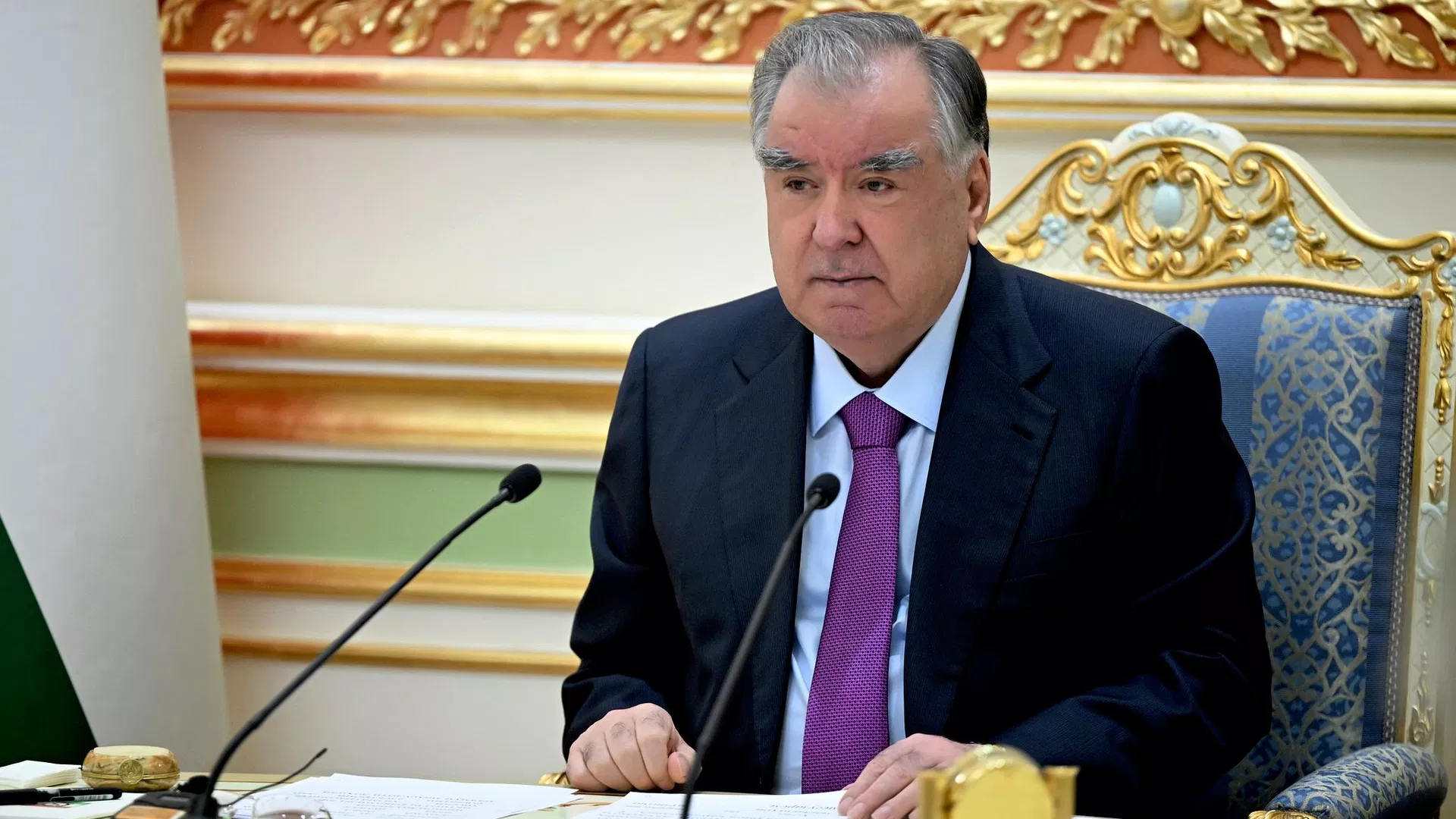 Дастури Раҳмон барои суръат бахшидани рақамикунонии пурраи хизматрасониҳои давлатӣ