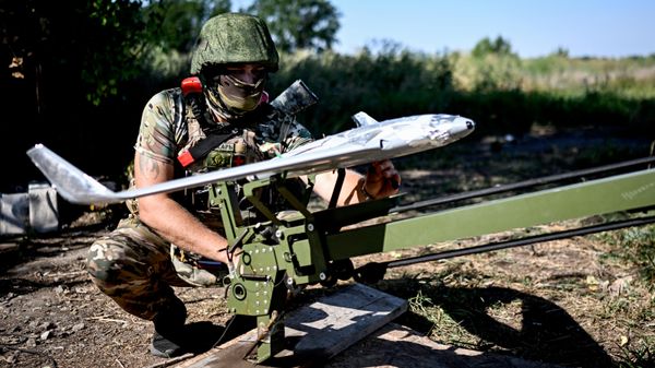 Боевая работа расчета БПЛА БАРС-КУРСК группировки войск Север на Сумском направлении СВО. - Sputnik Таджикистан