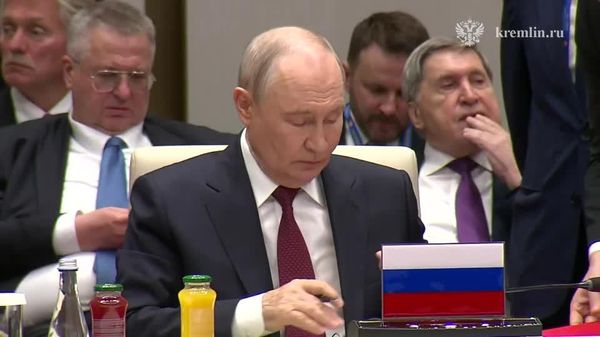 Роҳбарони СҲШ дар Бишкек 28 ҳуҷҷатро имзо карданд - Sputnik Тоҷикистон