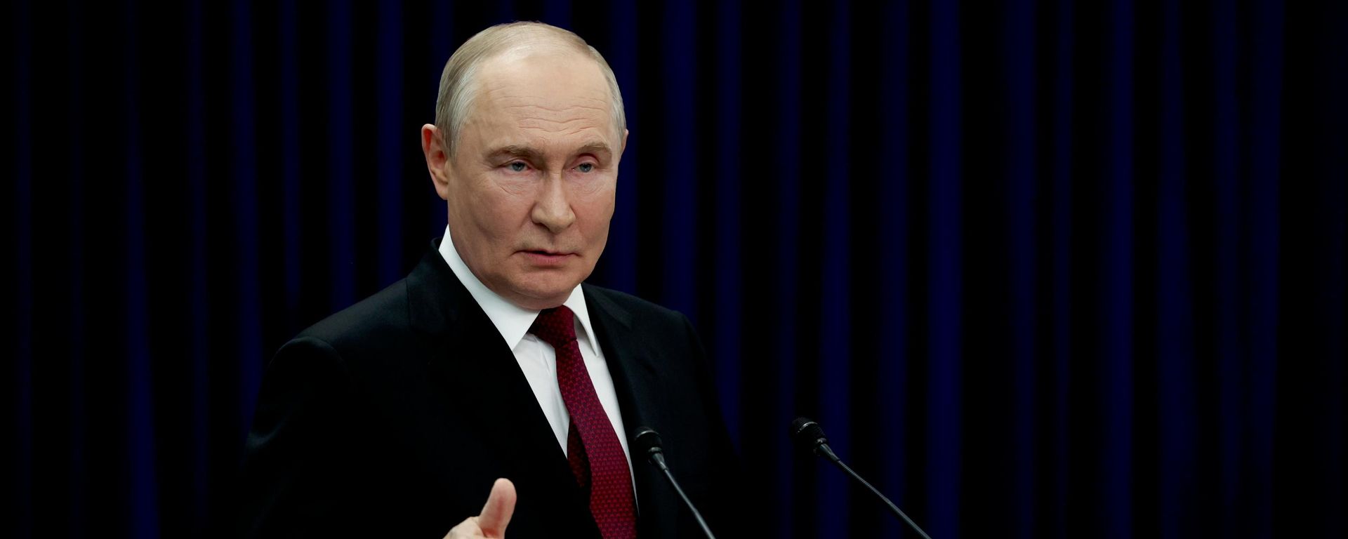 Президент РФ Владимир Путин. Архивное фото - Sputnik Таджикистан, 1920, 25.10.2026