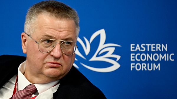 Алексей Оверчук, заместитель председателя правительства РФ  - Sputnik Тоҷикистон