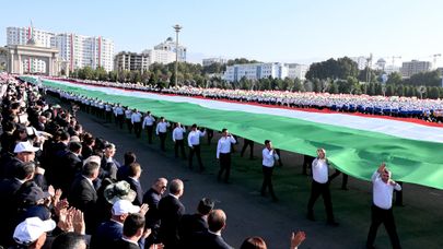 Праздничное шествие, посвященное 35-летию независимости Республики Таджикистан.