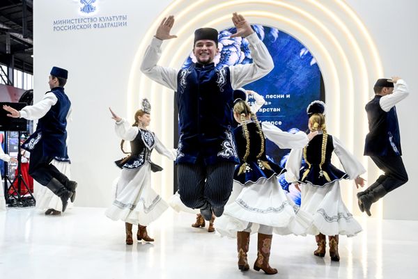 Среди делегатов были ученые, предприниматели, спортсмены, деятели культуры и блогеры. Среди делегатов были ученые, предприниматели, спортсмены, деятели культуры и блогеры. - Sputnik Таджикистан