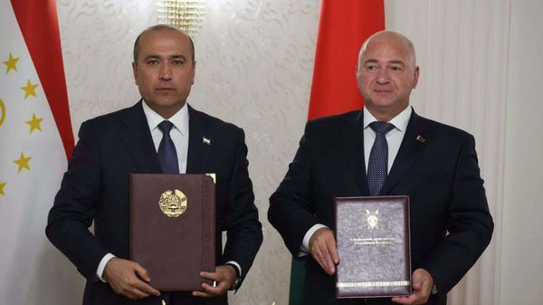 Подписание документа о сотрудничестве с Генеральной прокуратурой Республики Беларусь. - Sputnik Таджикистан