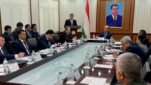 Фурудгоҳҳои дар манотиқи Тоҷикистон бунёдшаванда бояд ба меъёрҳои байналмилалӣ ҷавобгӯ бошанд - Sputnik Тоҷикистон