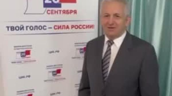 Участники Кубка мира по самбо в Душанбе проголосовали на выборах в Госдуму РФ - Sputnik Таджикистан