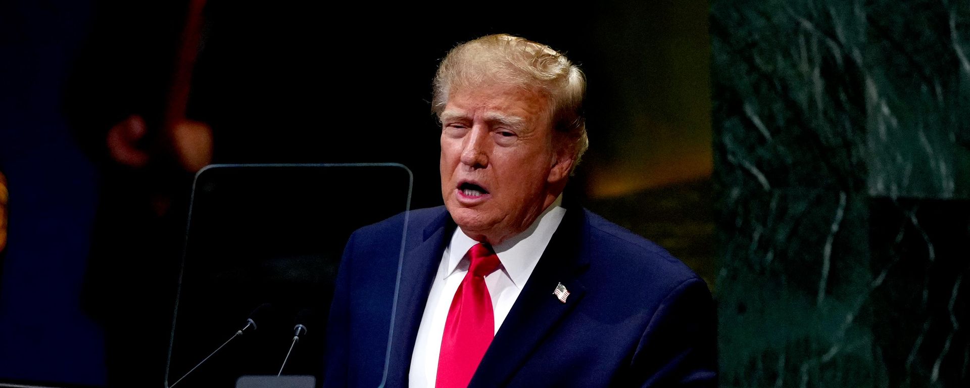 Президент США Дональд Трамп выступает на генассамблее ООН 22 сентября 2026 года. - Sputnik Таджикистан, 1920, 23.09.2026