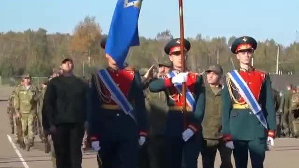Военнослужащие Таджикистана прошли маршем на открытии учений ОДКБ в России - Sputnik Таджикистан