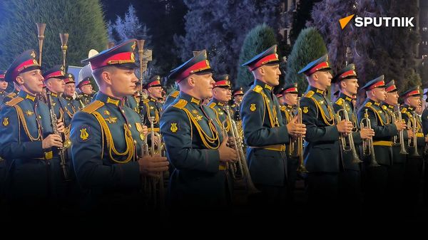 Центральный военный оркестр Минобороны России сыграл для жителей и гостей Душанбе. - Sputnik Таджикистан