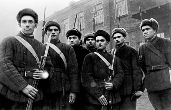 Бойцы рабочего коммунистического батальона Ленинградского района Москвы. - Sputnik Таджикистан