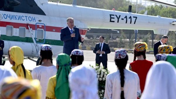 Визит Рахмона в Хатлон - Sputnik Таджикистан