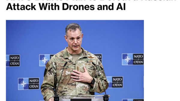 НАТО дар сурати ҳамлаи Русия нақшаи дифоъ-ро омода мекунад — Bloomberg - Sputnik Тоҷикистон