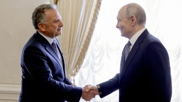 Встреча президента Владимира Путина и спецпосланника Стивена Уиткоффа.  - Sputnik Таджикистан