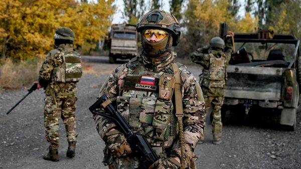 Боевая работа системы дистанционного минирования Земледелие группировки войск Центр - Sputnik Таджикистан