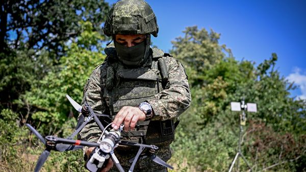 Расчеты БПЛА Южной группы войск методично перемалывают силы противника на Краматорском направлении. - Sputnik Тоҷикистон