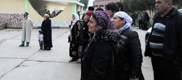 Амнистированные заключенные Вахдатской колонии - Sputnik Тоҷикистон