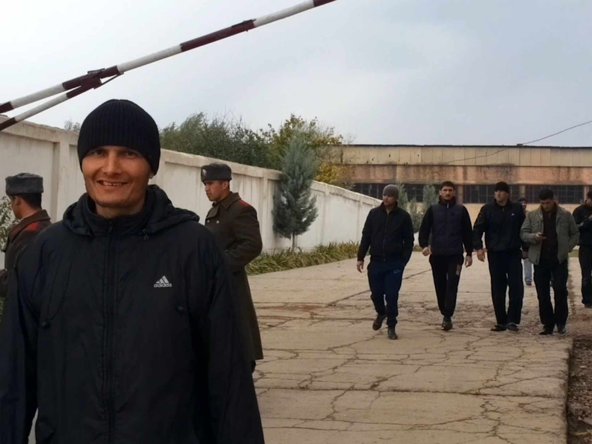 Осужденные таджик. Зона Таджикистан. Заключенные, амнистия, Таджикистан.