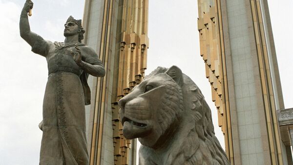 Муҷассамаи Исмоили Сомонӣ - Sputnik Тоҷикистон