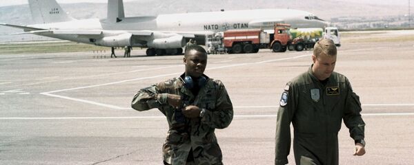 Военнослужащие НАТО. Архивное фото Военнослужащие НАТО. Архивное фото - Sputnik Таджикистан