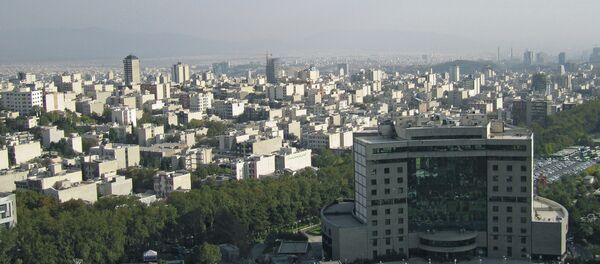 Теҳрон, пойтахти ҶИЭ. Акс аз бойгонӣ - Sputnik Тоҷикистон