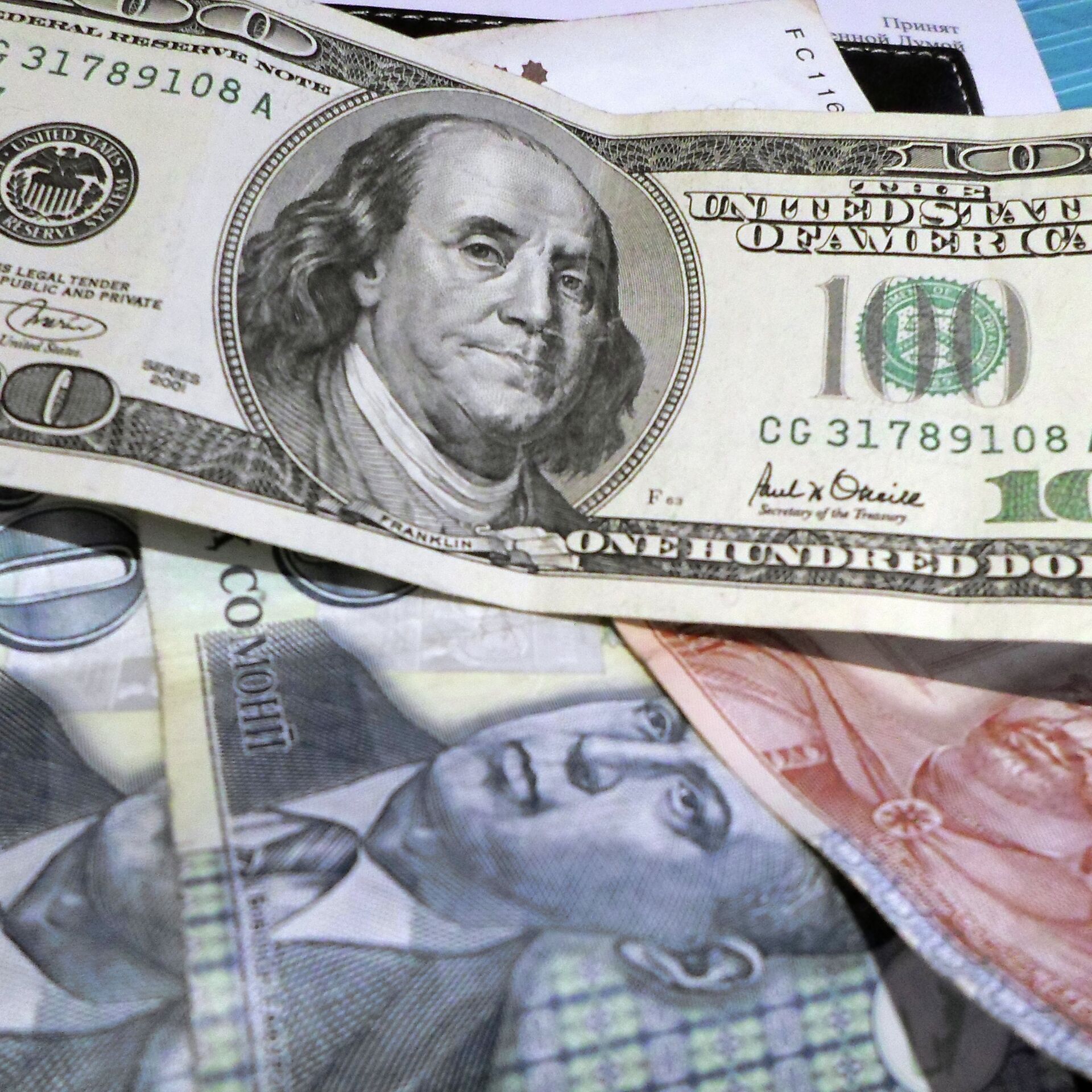 Доллар курс сегодня таджикистан сомони 100. Доллар на Сомони. Американский доллар в Таджикистане. Валюта в Таджикистане доллар.