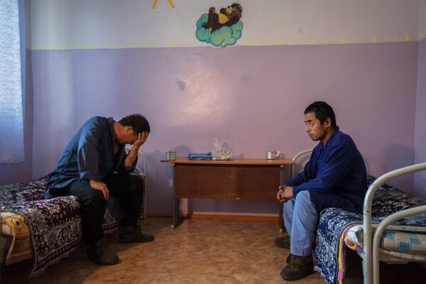 Спецприемник для нелегальных мигрантов. Архивное фото - Sputnik Таджикистан