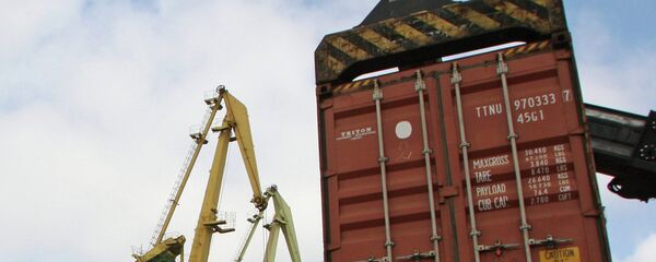 Работа контейнерного терминала Калининградского морского торгового порта - Sputnik Тоҷикистон
