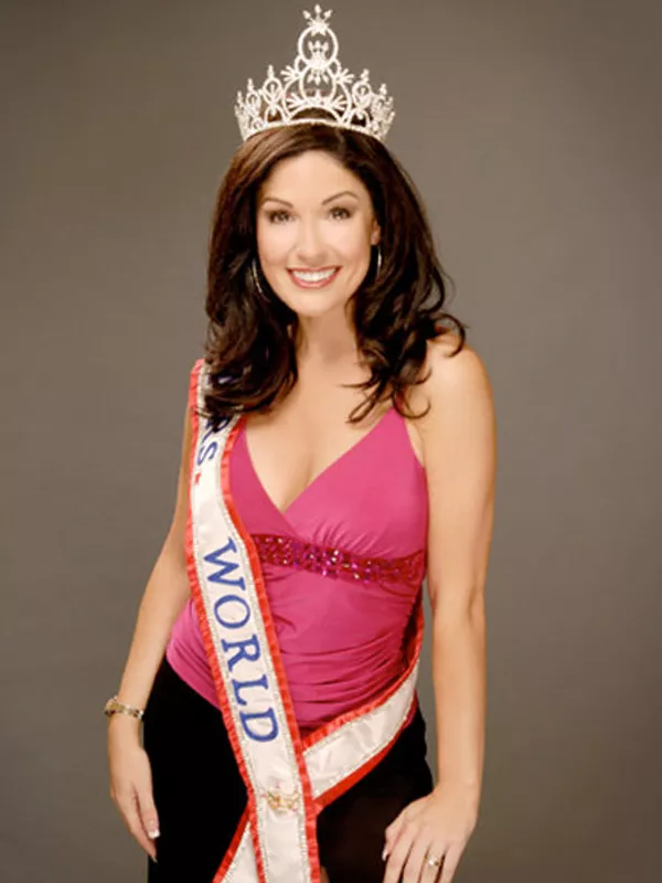 Зебосанами ҷаҳон - 2007. Диана Такер (ИМА). Акс аз сомонаи Mrs. World Зебосанами ҷаҳон - 2007. Диана Такер (ИМА). Акс аз сомонаи Mrs. World - Sputnik Тоҷикистон