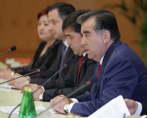 Какой сегодня праздник в Таджикистане и мире: 18 апреля Какой сегодня праздник в Таджикистане и мире: 18 апреля - Sputnik Таджикистан