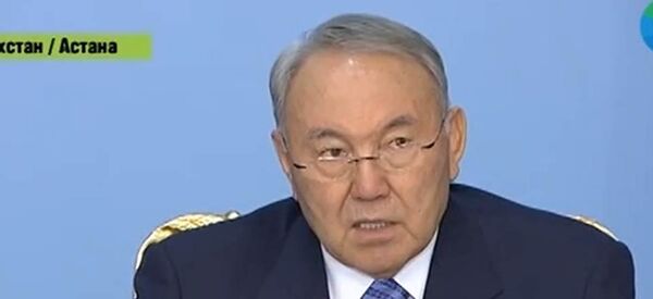 Президенти Қазоқистон Нурсултон Назарбоев Президенти Қазоқистон Нурсултон Назарбоев - Sputnik Тоҷикистон