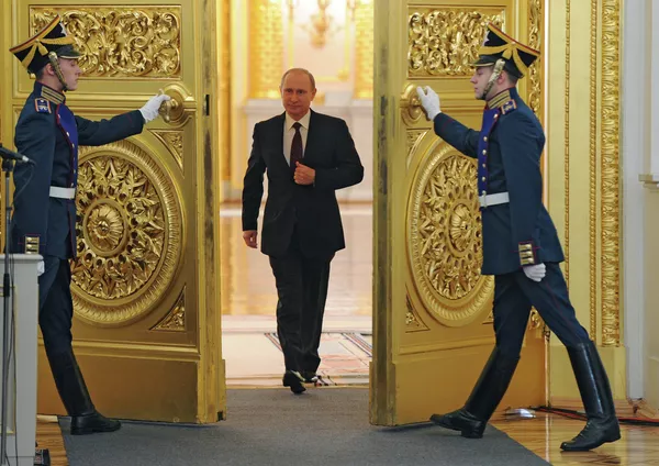 Паёми ҳарсолаи Путин ба парлумони Русия. Акс аз бойгонӣ - Sputnik Тоҷикистон