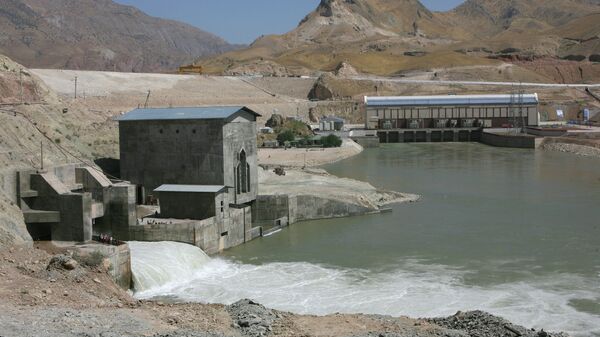Сангтудинская ГЭС-1 на реке Вахш в Таджикистане - Sputnik Таджикистан