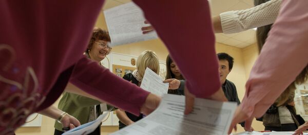 Интихобот. Акс аз бойгонӣ - Sputnik Тоҷикистон