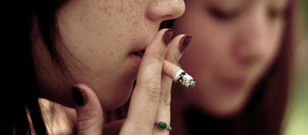 Курение Курение - Sputnik Таджикистан