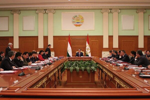 Заседание правительства Таджикистана. Фото: пресс-служба президента РТ - Sputnik Таджикистан