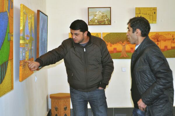 Выставка картин преподавателей худколледжа имени Олимова - Sputnik Таджикистан