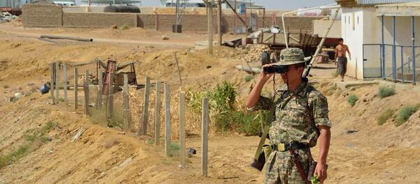 На границе Туркменистана. Архивное фото На границе Туркменистана. Архивное фото - Sputnik Таджикистан