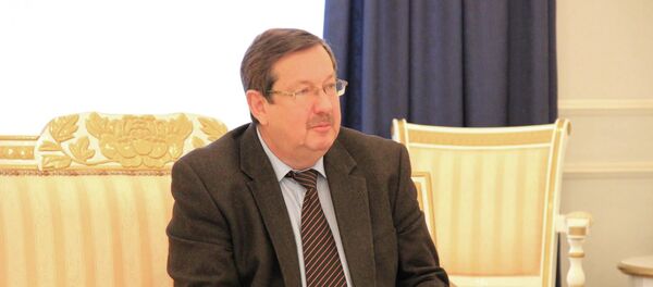 Игорь Лякин-Фролов на встрече с ведущими представителями СМИ - Sputnik Таджикистан