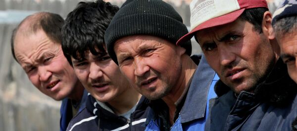 Муҳоҷирони меҳнатӣ. Акс аз бойгонӣ - Sputnik Тоҷикистон