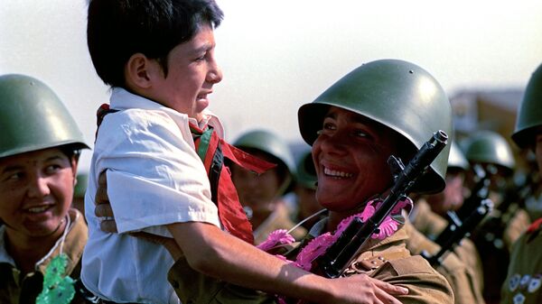 Первый этап вывода советских войск из Афганистана - Sputnik Тоҷикистон