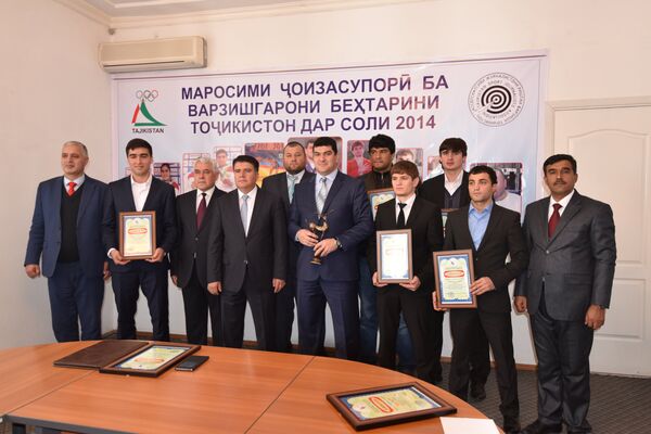 Церемония награждения лучших спортсменов Таджикистана 2014 года - Sputnik Таджикистан