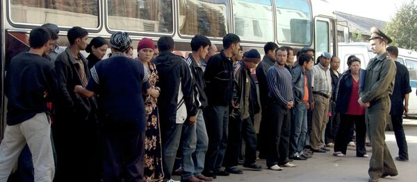 Тафтиши асноди муҳоҷирон. Акс аз бойгонӣ - Sputnik Тоҷикистон