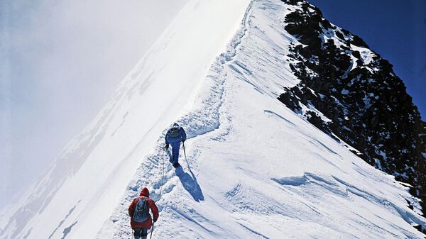 Альпинисты. Иллюстративное фото - Sputnik Таджикистан