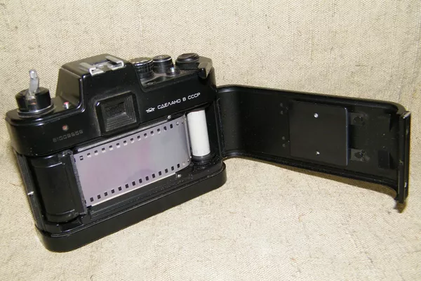 Суратгираки Зенит-19 бо фотоплёнка Суратгираки Зенит-19 бо фотоплёнка - Sputnik Тоҷикистон